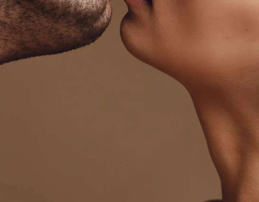 cheating-partner-kissing-scene